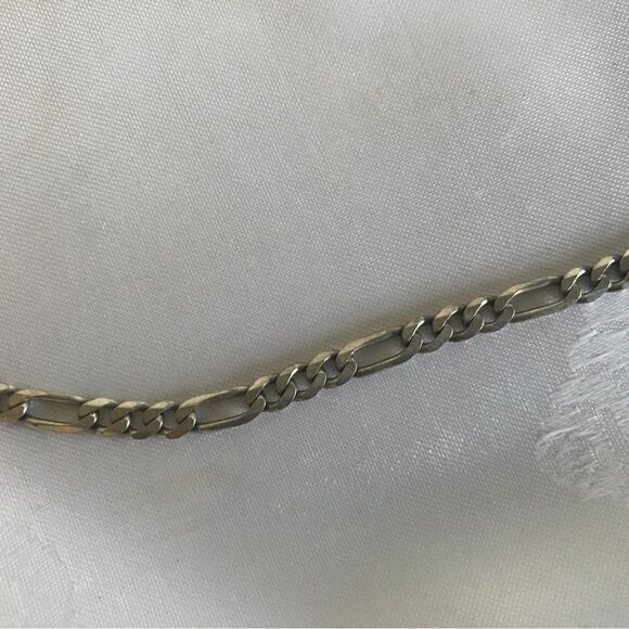 Unisex 18” .925 Sterling Silver 6mm Figaro Chain - Picture 4 of 8